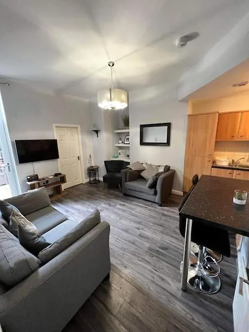 Cosy Jesmond 3 Bed Apartment - Fantastic Location