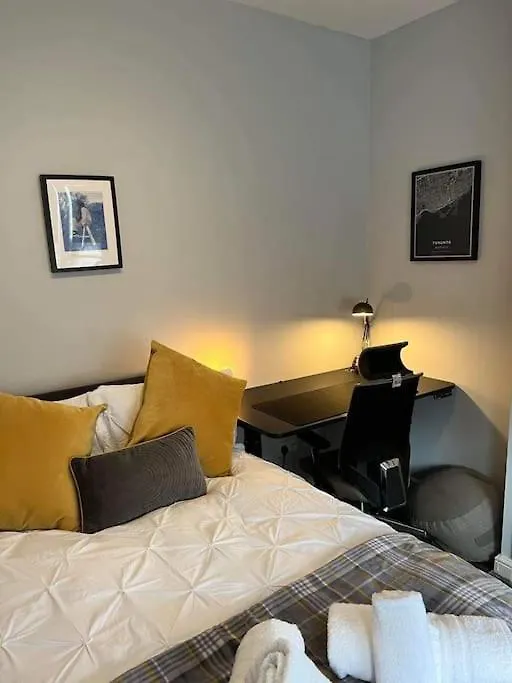 Cosy Jesmond 3 Bed Apartment - Fantastic Location 0*,