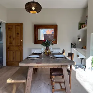 Holiday home Beautiful 2 Bedroom Townhouse., Darlington (Durham)